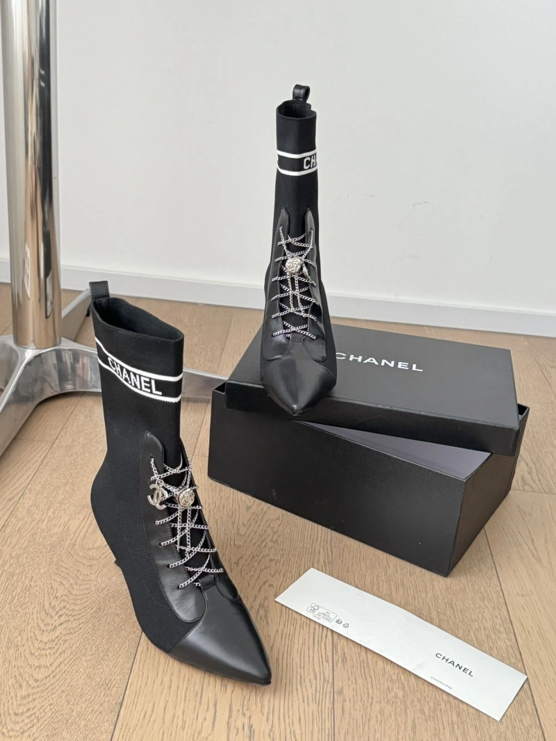 Trendy Chxnxl Boots 125126