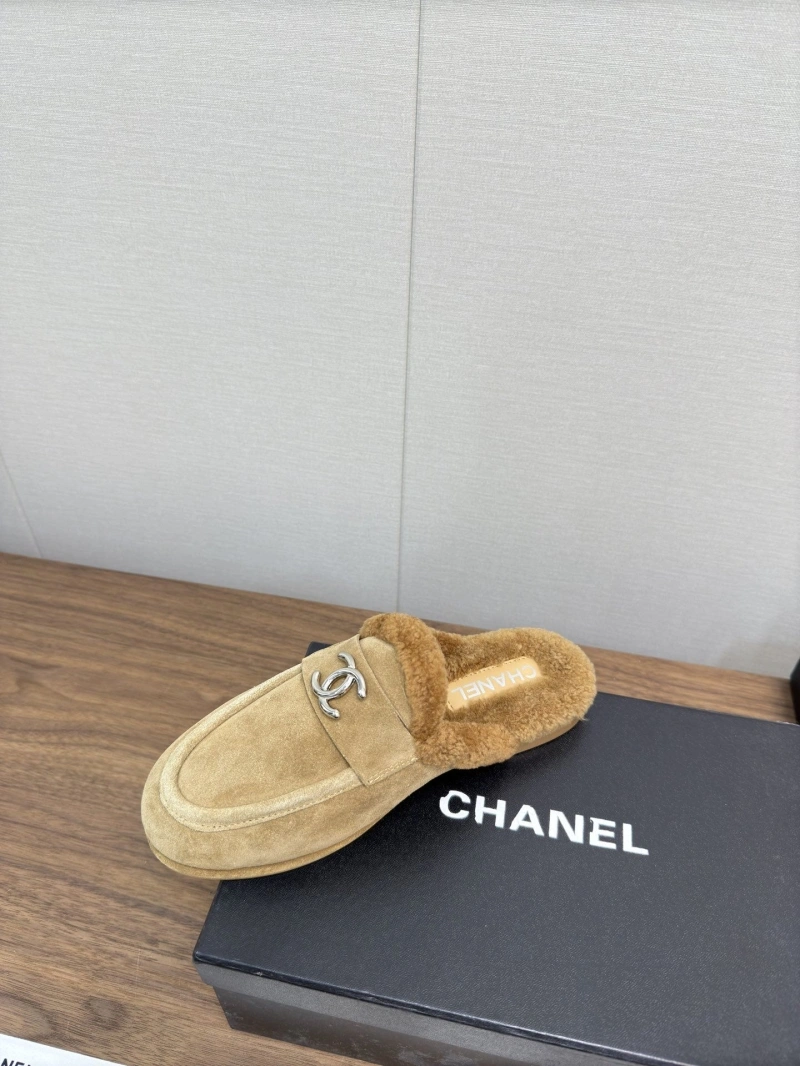 Fashionable Chxnxl Slippers 124105