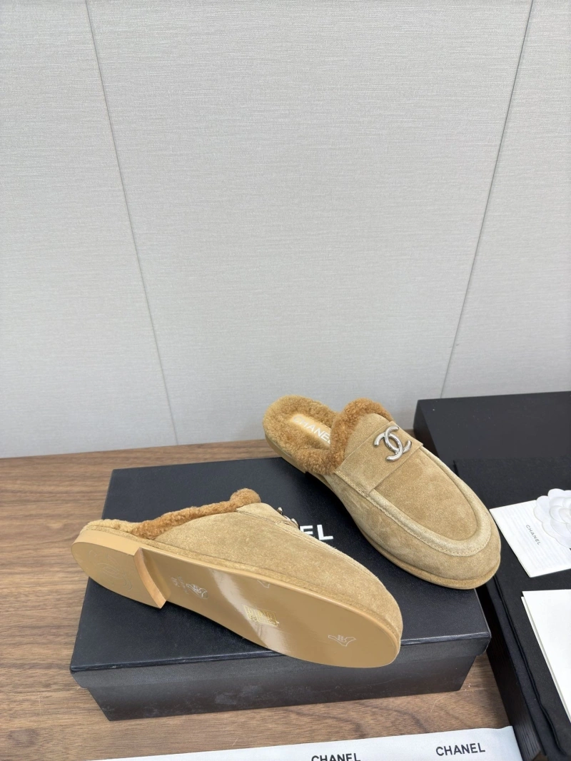 Fashionable Chxnxl Slippers 124105