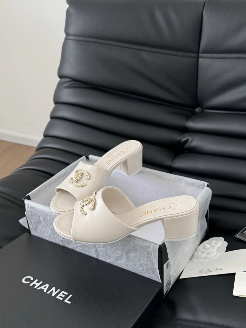 Chxnxl Slippers WellDesigned 124092