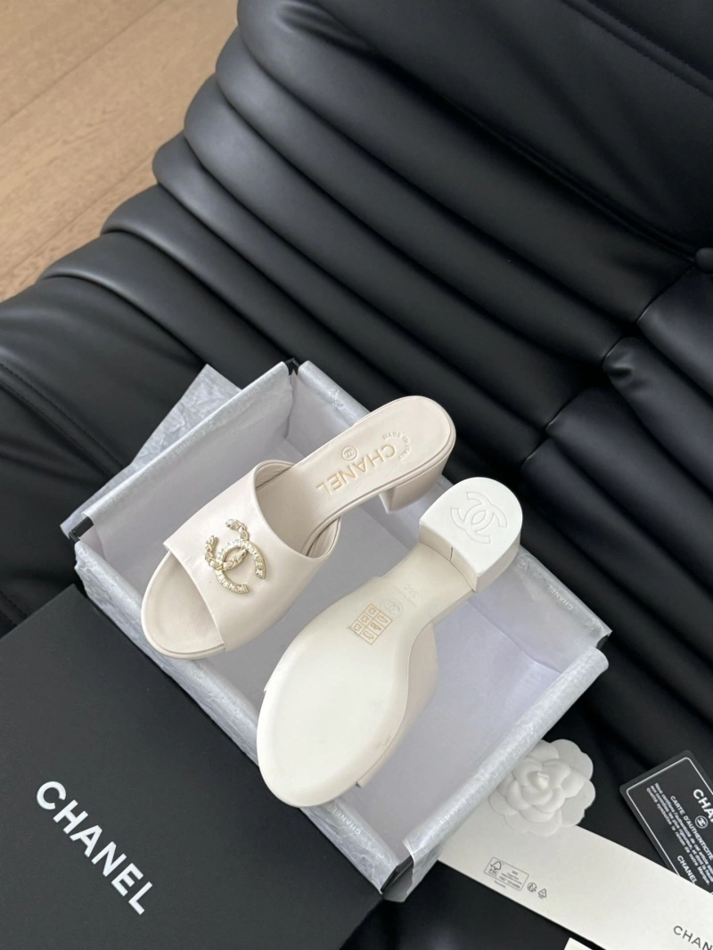 Chxnxl Slippers WellDesigned 124092