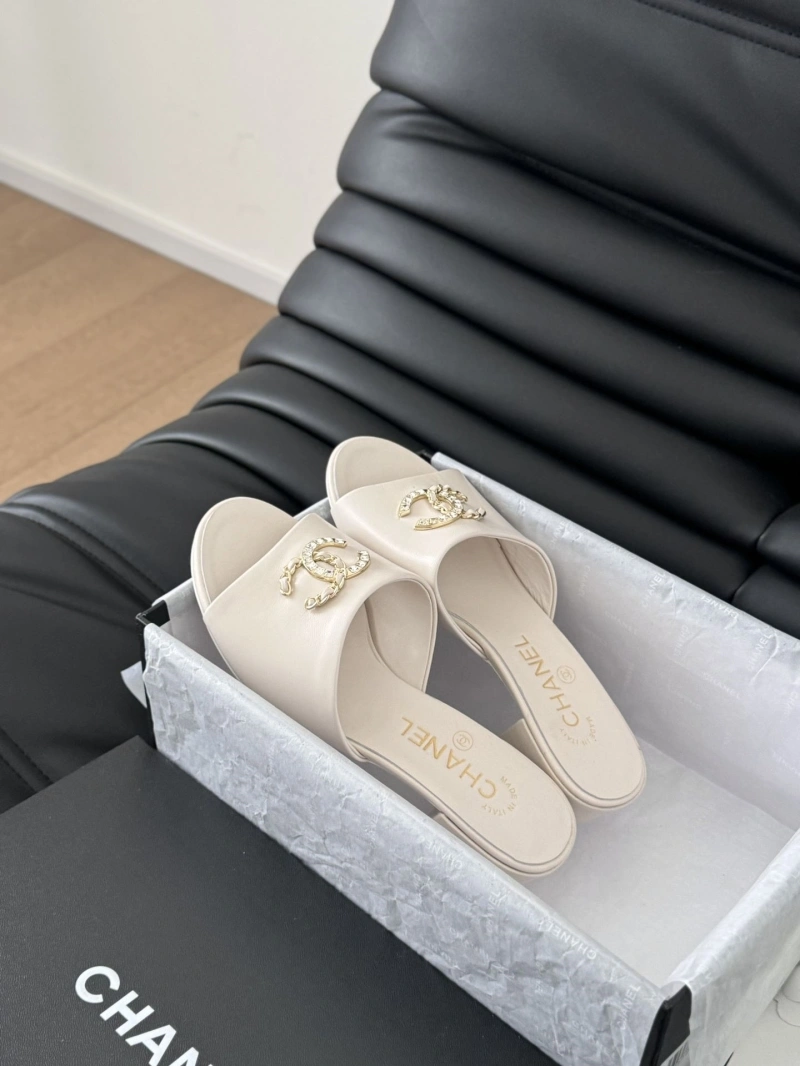 Chxnxl Slippers WellDesigned 124092