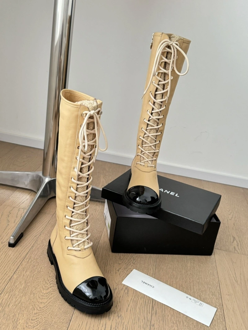 Versatile Chxnxl Boots 125112