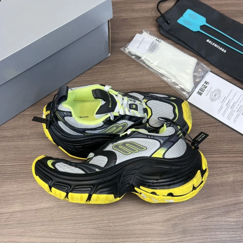 Vibrant Bxlxnciaga Sneakers 109561
