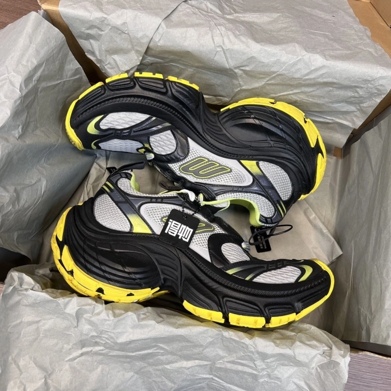 Vibrant Bxlxnciaga Sneakers 109561