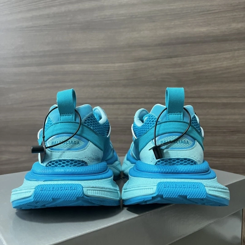 Bxlxnciaga Sneakers Vibrant 109543