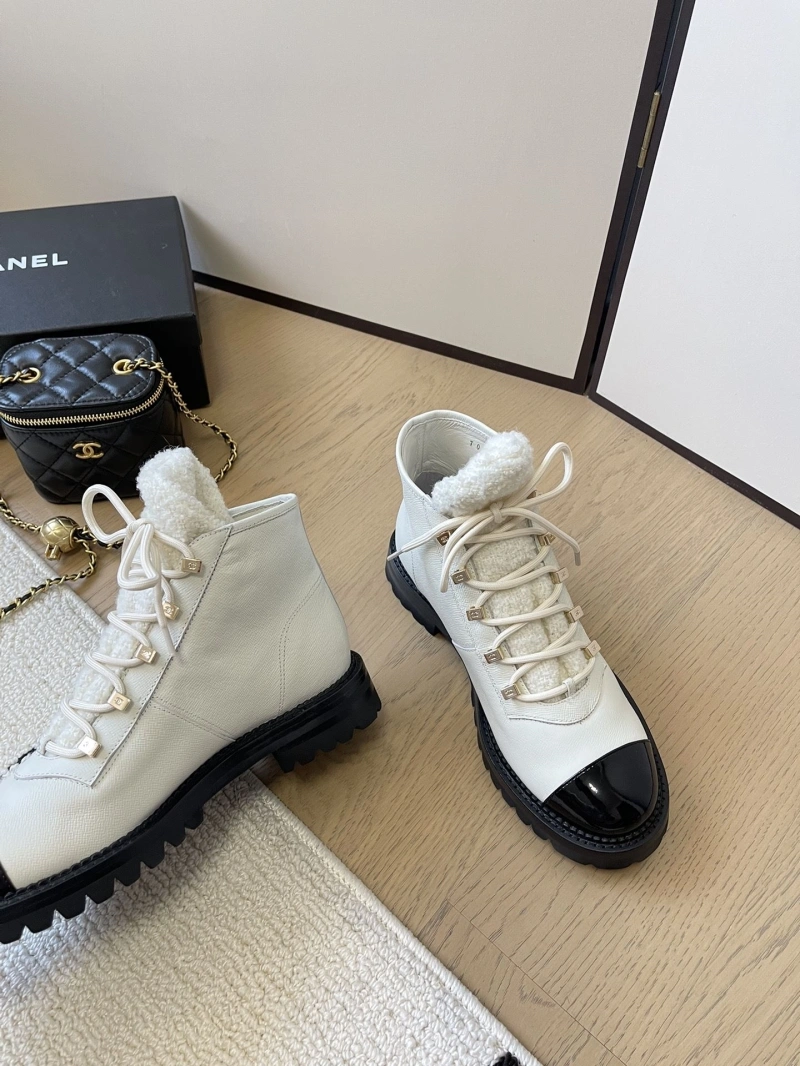 Functional Chxnxl Boots 125110