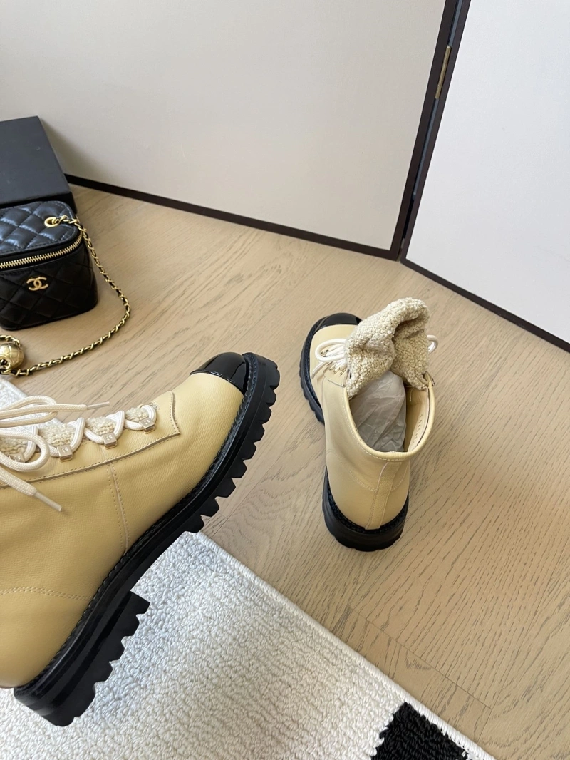 Classic Chxnxl Boots 125108
