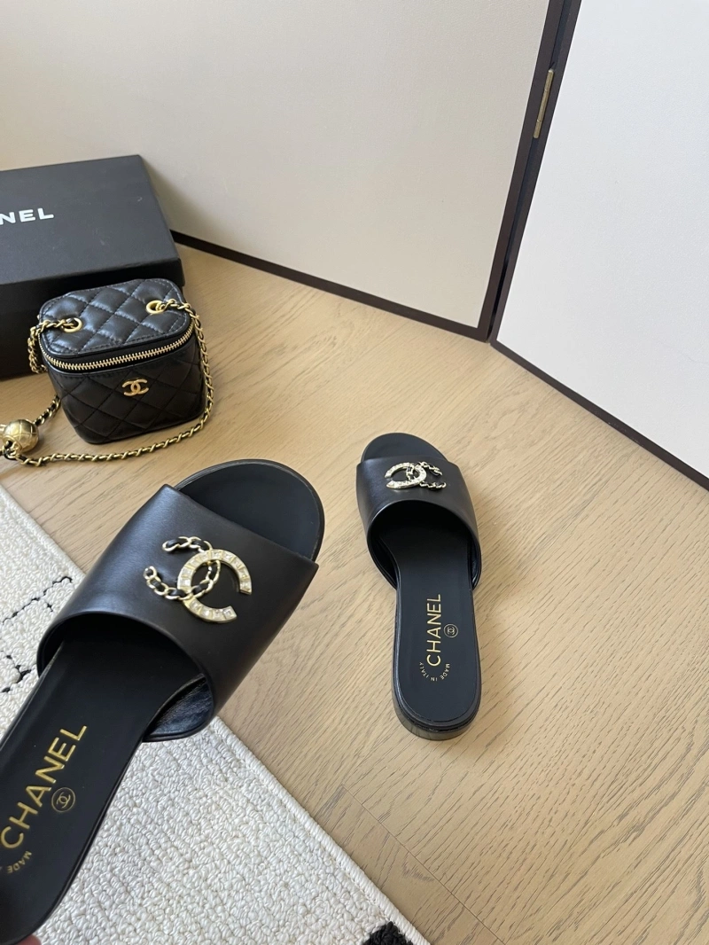 Chxnxl Slippers UrbanStyle 124085