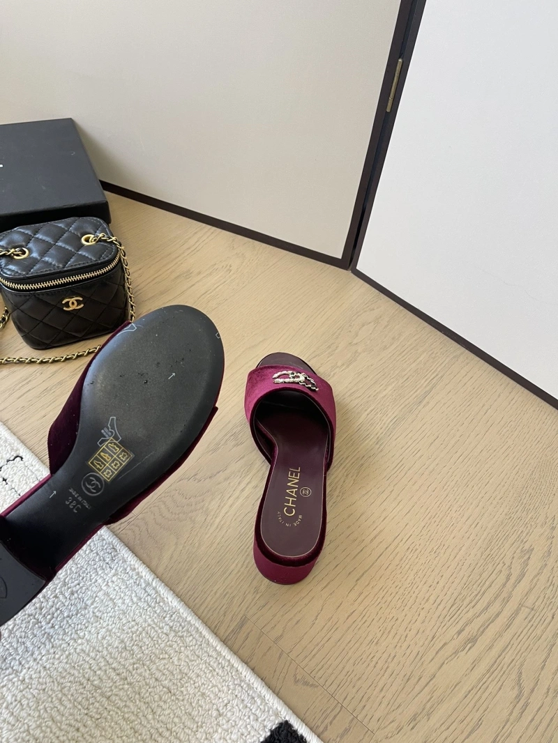 Chxnxl Slippers UrbanStyle 124082