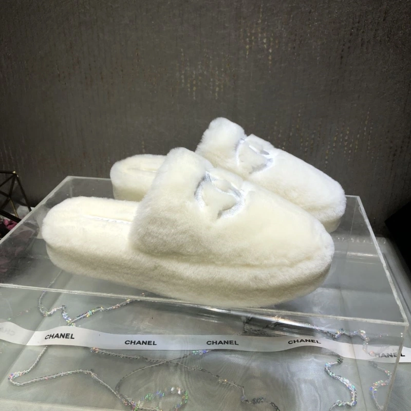 UrbanStyle Chxnxl Slippers 124072
