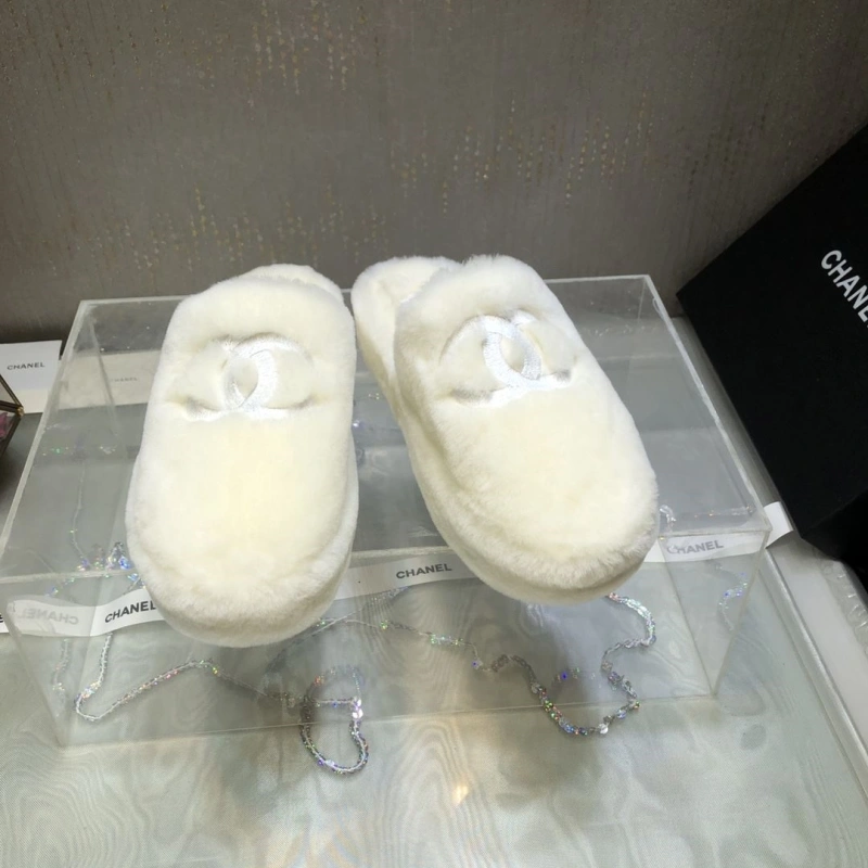UrbanStyle Chxnxl Slippers 124072