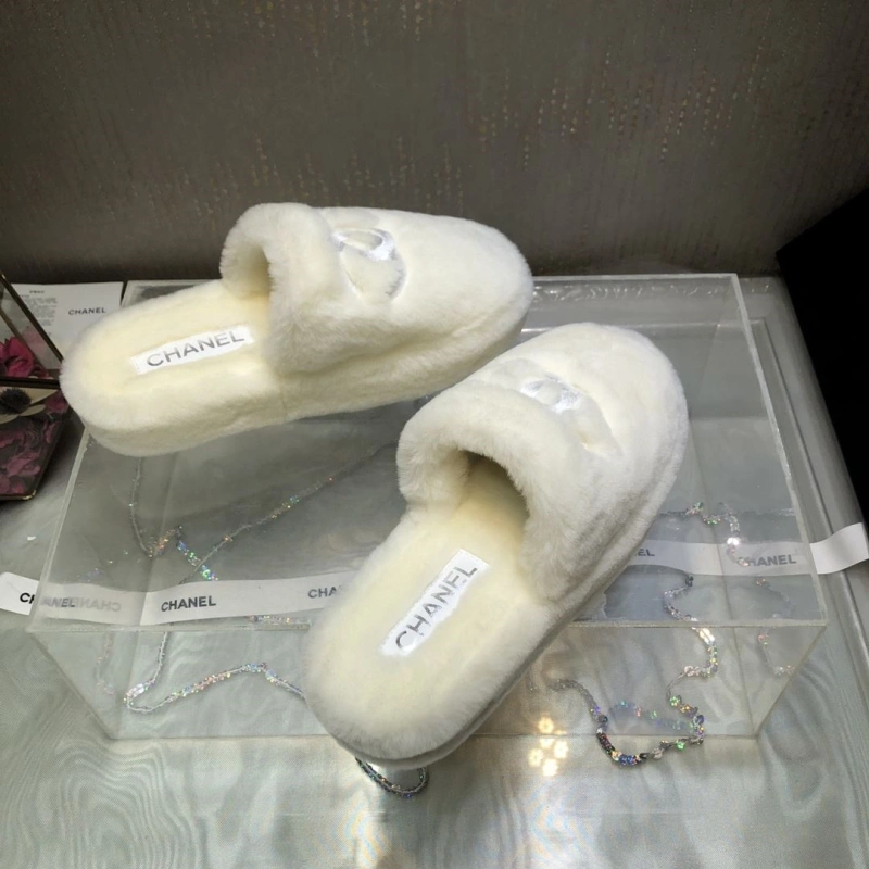 UrbanStyle Chxnxl Slippers 124072