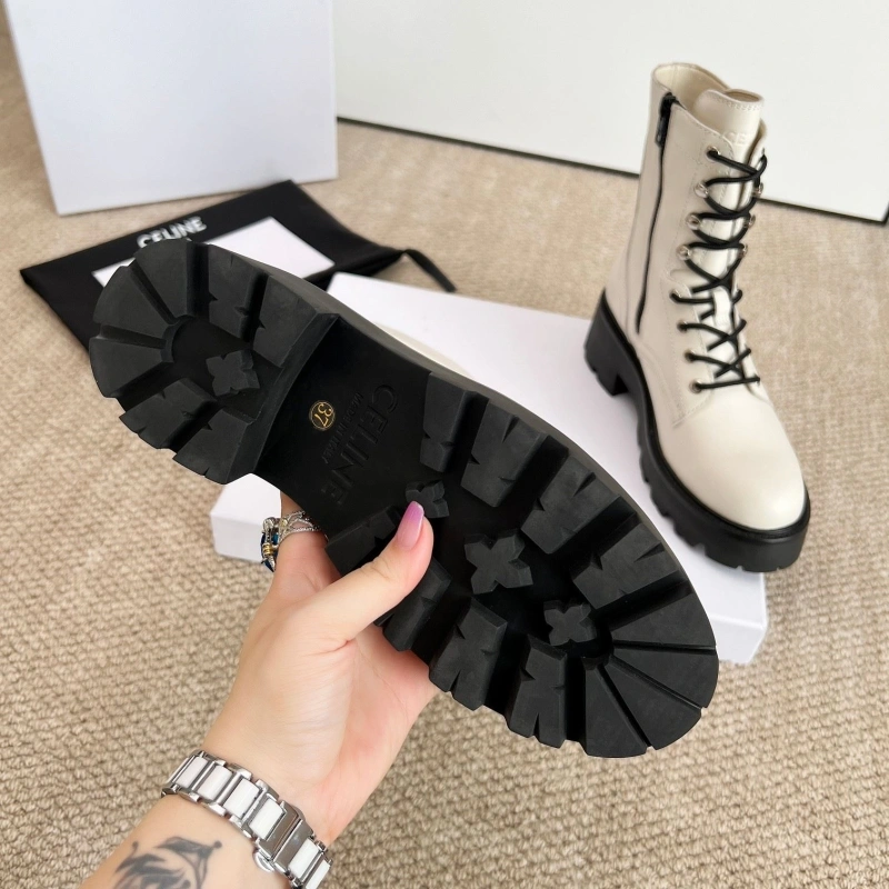 WellDesigned Chxnxl Boots 125095