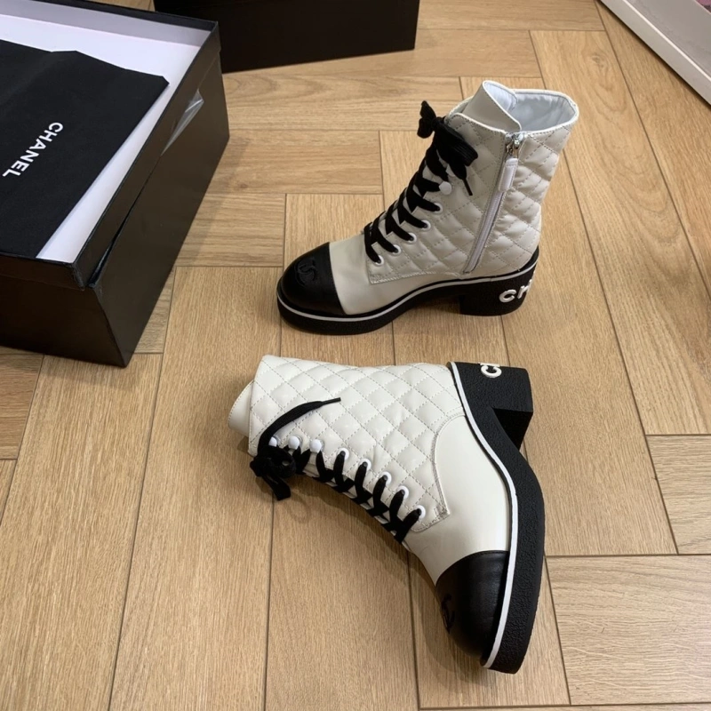 Vibrant Chxnxl Boots 125082