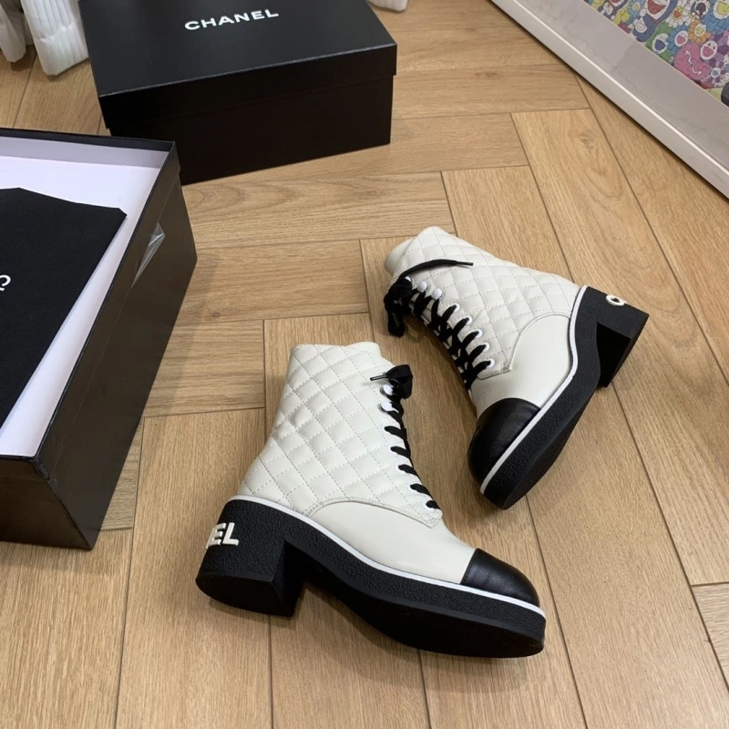 Vibrant Chxnxl Boots 125082