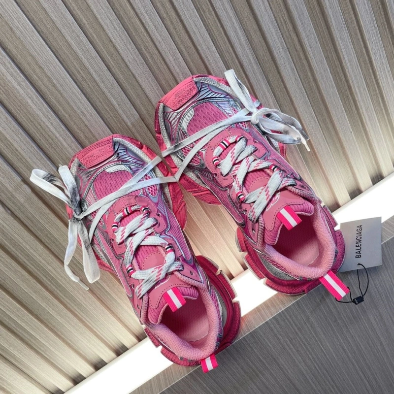 Efficient Bxlxnciaga Sneakers 109522