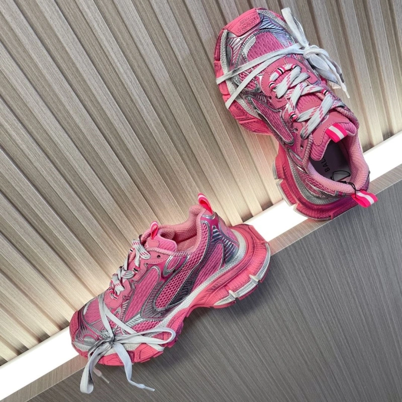 Efficient Bxlxnciaga Sneakers 109522
