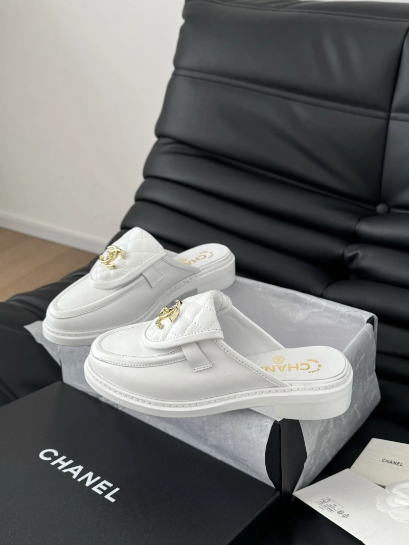 Chxnxl Slippers Vibrant 124065