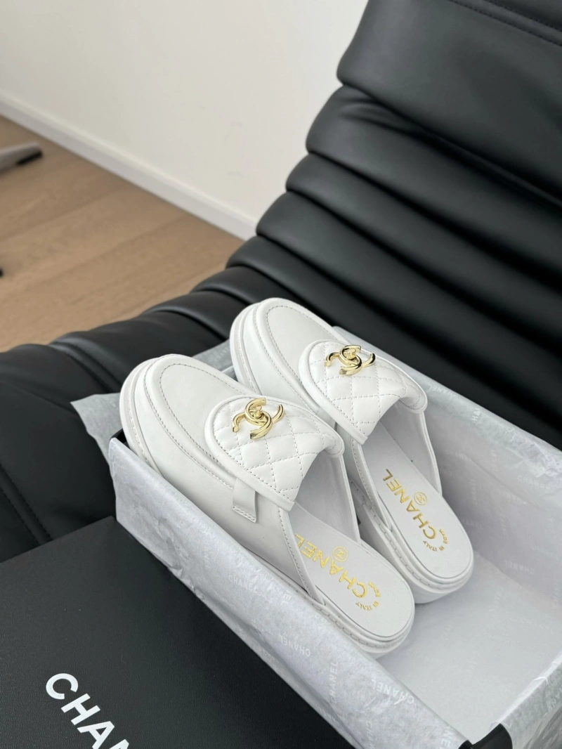 Chxnxl Slippers Vibrant 124065