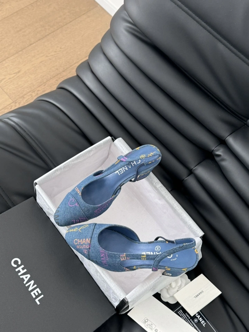 Chxnxl Sandals Vibrant 124202