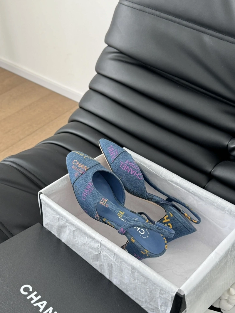 Chxnxl Sandals Vibrant 124202