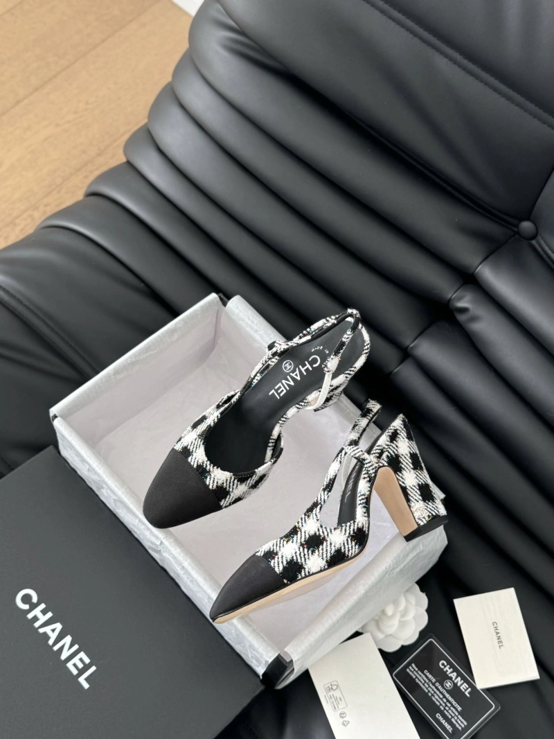 Durable Chxnxl Sandals 124219