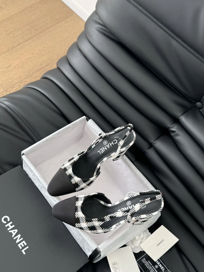 Durable Chxnxl Sandals 124219