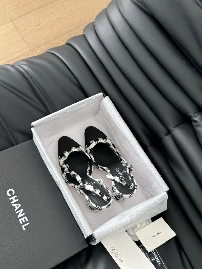 Durable Chxnxl Sandals 124219