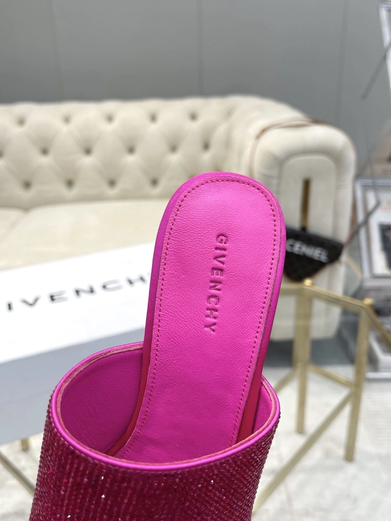 Trendsetting Gxvxnchy High Heels 153258