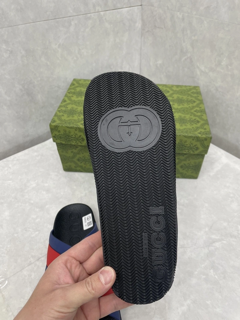 Elegant Gxccx Slippers 158672