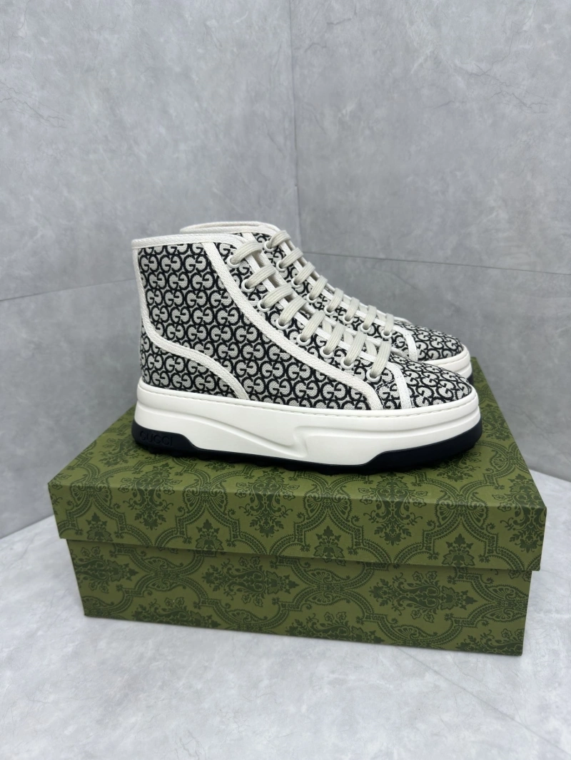 Resilient Gxccx Sneakers 158622