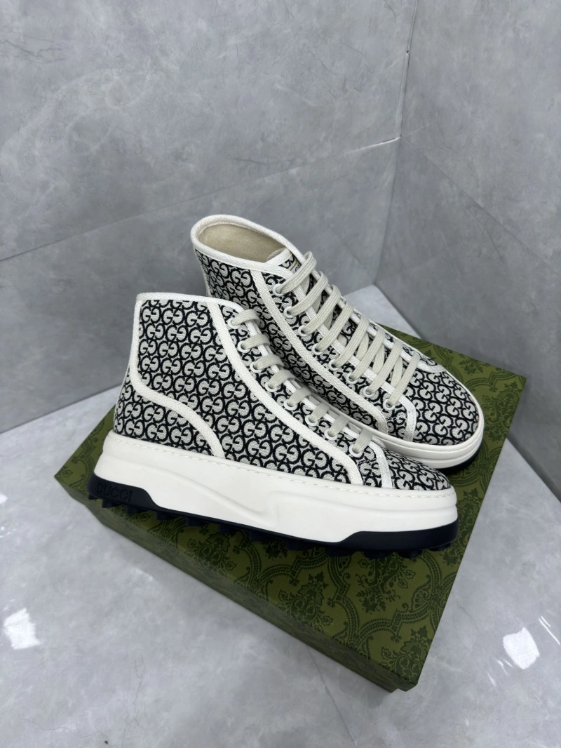 Resilient Gxccx Sneakers 158622