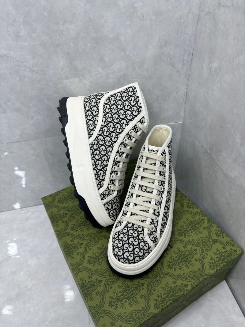 Resilient Gxccx Sneakers 158622