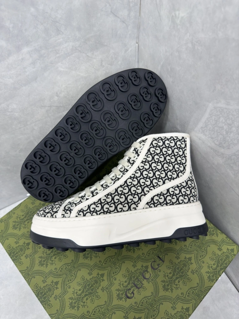 Resilient Gxccx Sneakers 158622