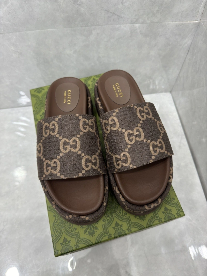 Stylish Gxccx Slippers 158678