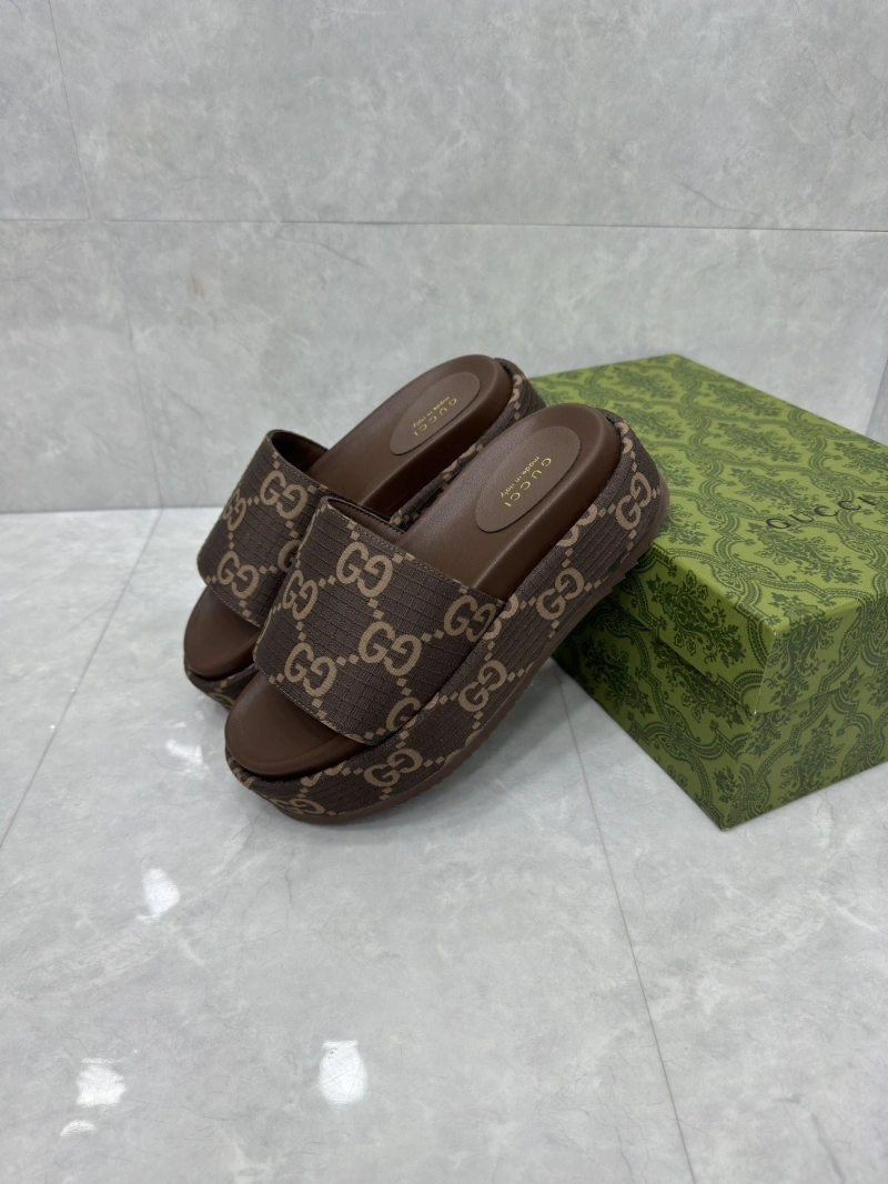 Stylish Gxccx Slippers 158678
