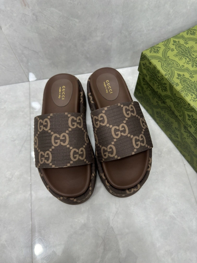 Stylish Gxccx Slippers 158678