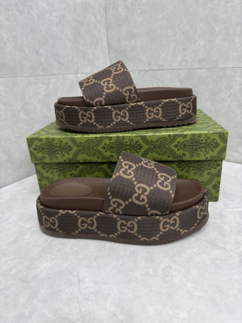 Stylish Gxccx Slippers 158678
