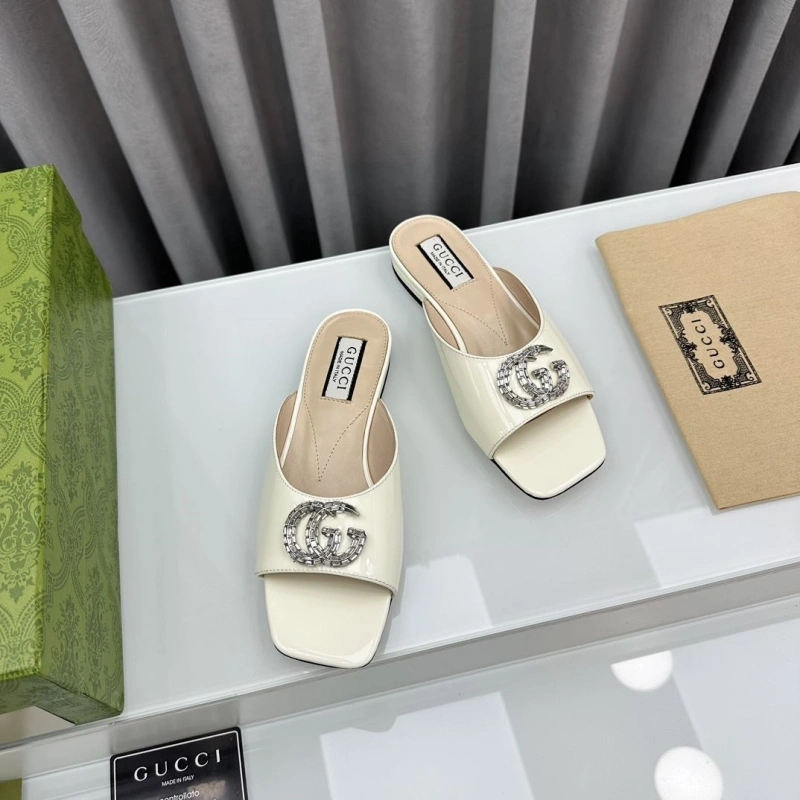 Gxccx Slippers Bright 158658