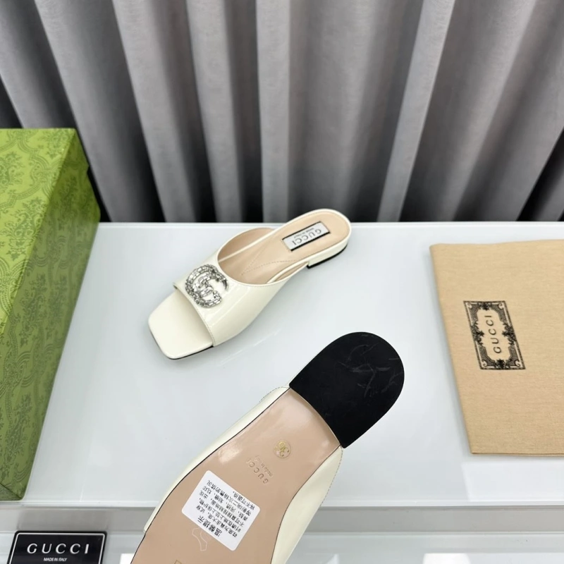 Gxccx Slippers Bright 158658