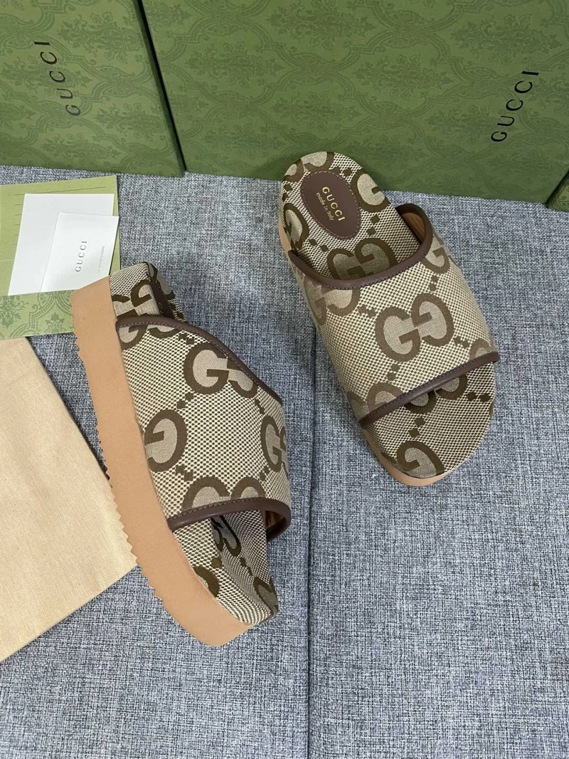 Affordable Gxccx Slippers 158660