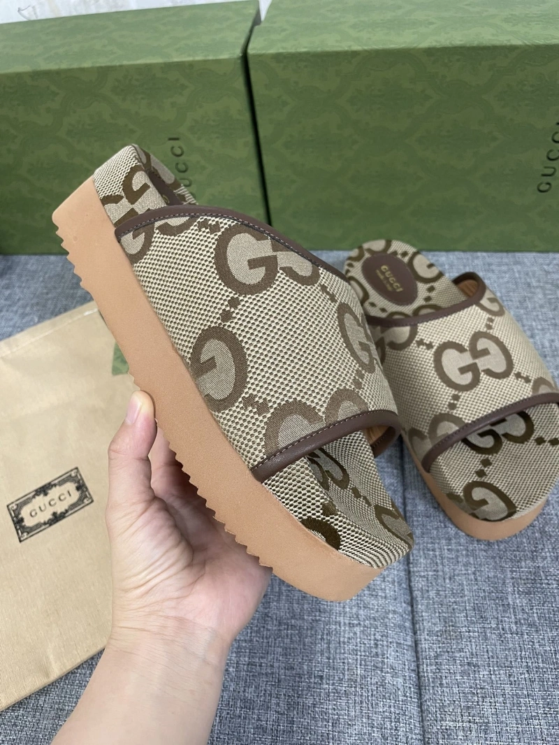 Affordable Gxccx Slippers 158660