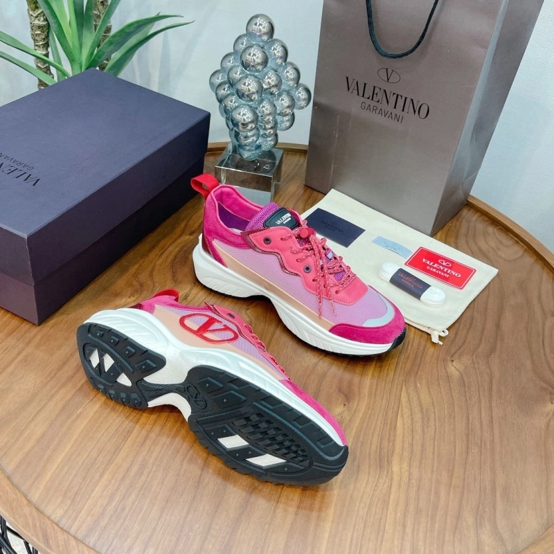Minimalist Vxlxntino Sneakers 230739