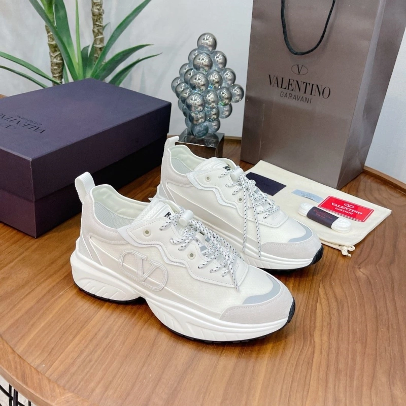 Resilient Vxlxntino Sneakers 230738