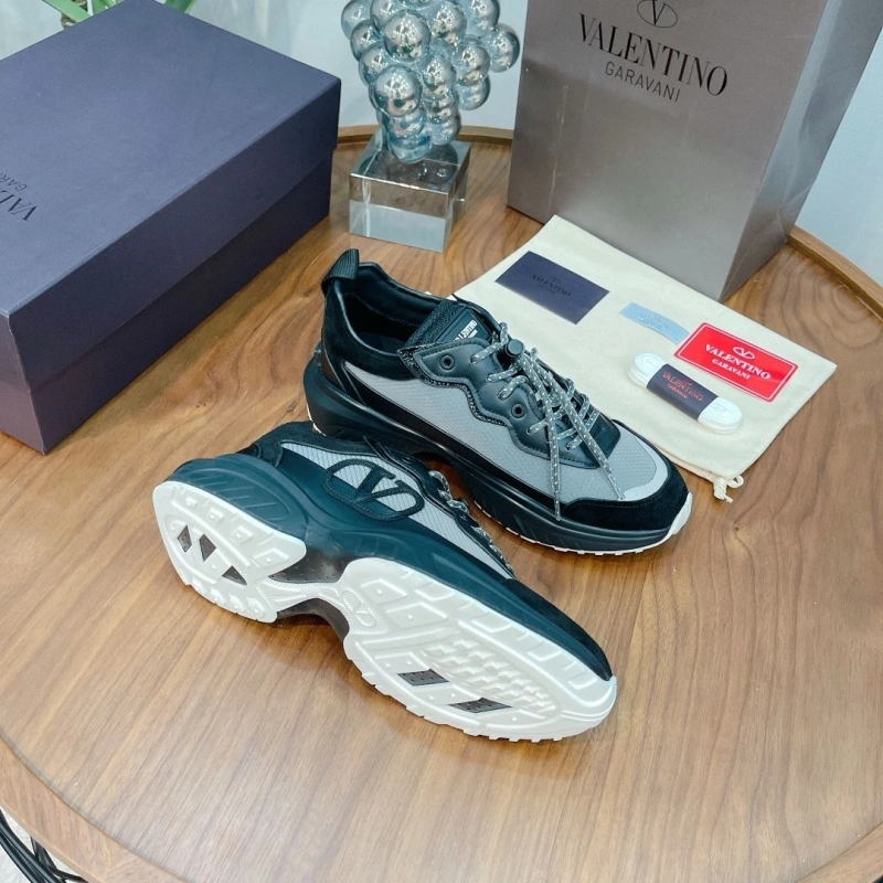 Resilient Vxlxntino Sneakers 230737