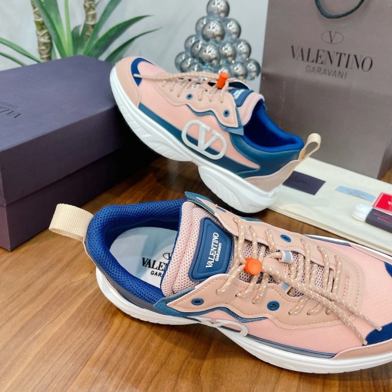 Unique Vxlxntino Sneakers 230734