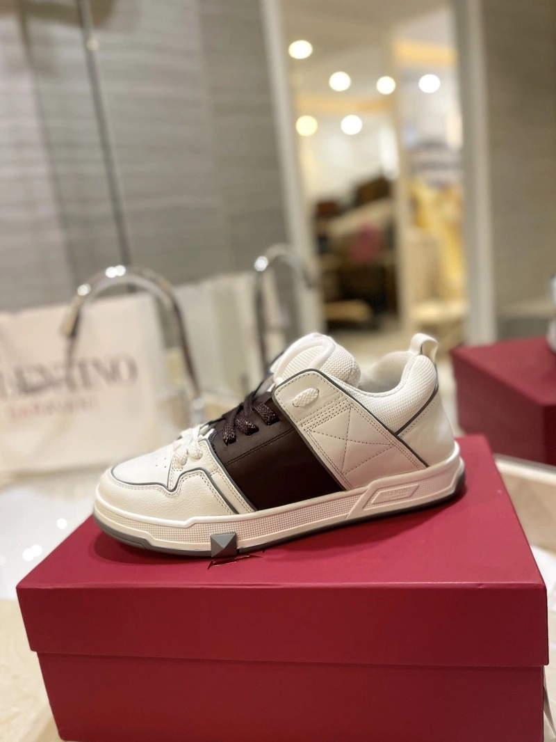 Vxlxntino Sneakers GoAnywhere 230724