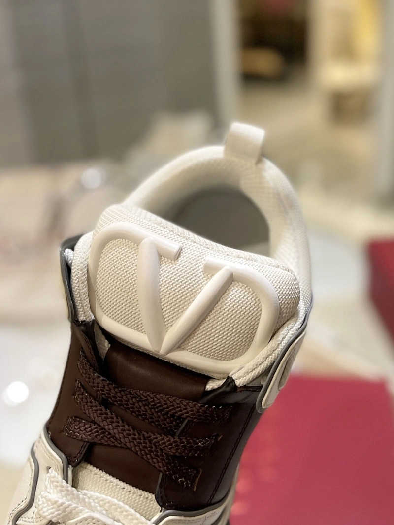 Vxlxntino Sneakers GoAnywhere 230724