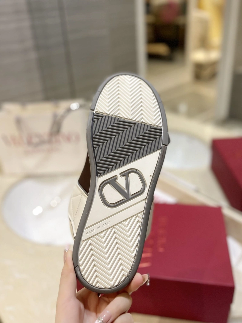 Vxlxntino Sneakers GoAnywhere 230724